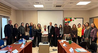 Karabük'te "anne sütü ve emzirme danışmanlığı" eğitimi tamamlandı