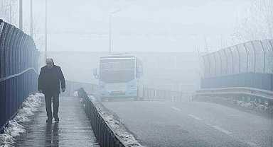 Karabük'te yoğun sis görüş mesafesini düşürdü
