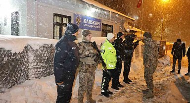 Karaburun'dan gece denetimi