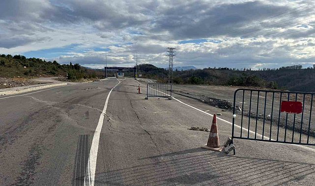 Karadeniz Ereğli OSB yolunda göçük