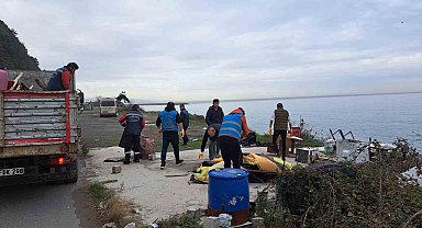 Karadeniz Ereğli'de plajlar bölgesindeki kaçak yapılan kaldırıldı