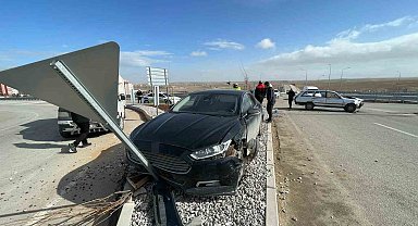Karaman'da ters yöne giren otomobil kazaya yol açtı