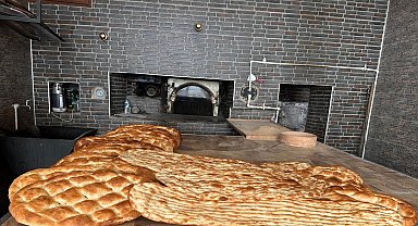 Karayazı'da yeni lavaş ve tandır ekmek fırını hizmete açıldı