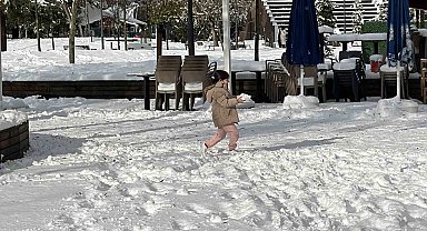 Karın yağışına en çok çocuklar sevindi