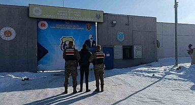 Kars'ta hakkında 4 yıl hapis cezası bulunan 1 kişi yakalandı