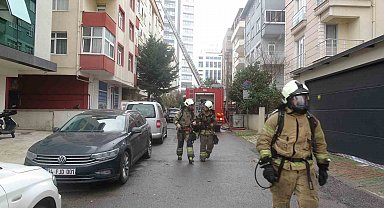 Kartal'da çatı katında yangın paniğe neden oldu