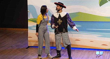 Kartal'da çocukların tatil sevinci: "Yarıyıl Şenliği" renkli etkinliklerle başladı