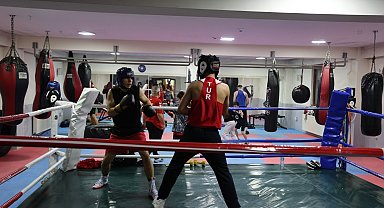 Kartepe'de çocuklar kışı sporla geçiriyor