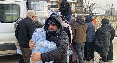 Kastamonu'da bazı mahallelerde su kesintisi devam ediyor: Vatandaşlara su dağıtıldı