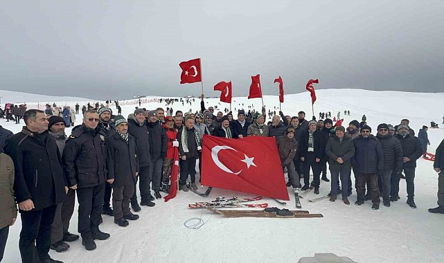Kayakseverler Başçiftlik'e akın etti