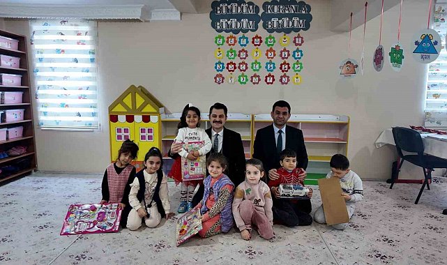 Kaymakam Yılmaz'dan 4-6 yaş Kur'an kursuna ziyaret