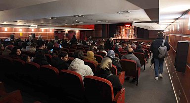 KAYMEK'ten yarıyıl tatilinde öğrencilere eğlence dolu tiyatro etkinliği