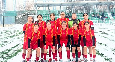 Kayseri Kadın FK 3 attı, 3 aldı