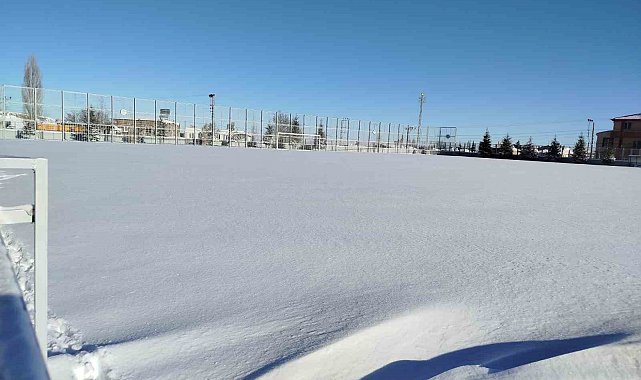 Kayseri'de amatör maçlara kar engeli