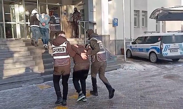 Kayseri'de özel ekip, cezaevi firarisi 2 şahsı yakaladı
