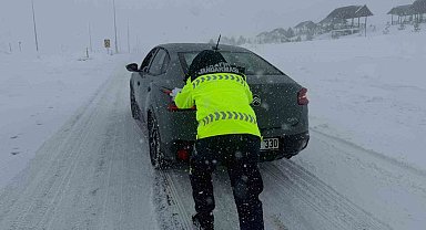 Kayseri'de ulaşıma kar engeli