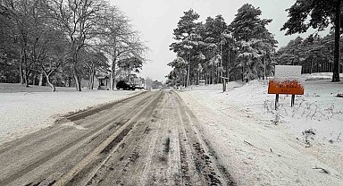 Kazdağları'nda kar yağışı etkili oluyor