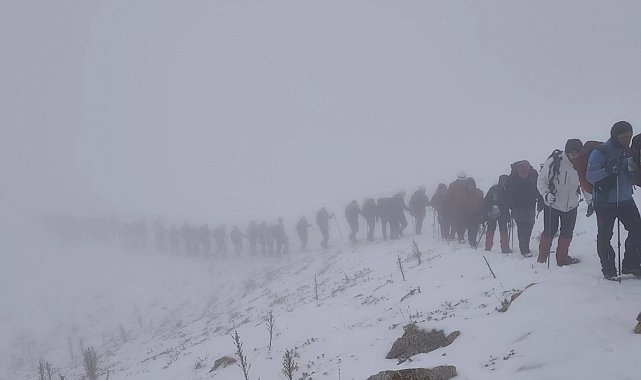 Kazıkbeli Savaşı anısına Honaz Dağı'na zirve tırmanışı