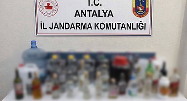 Kemer'de kaçak ve sahte içki ele geçirildi