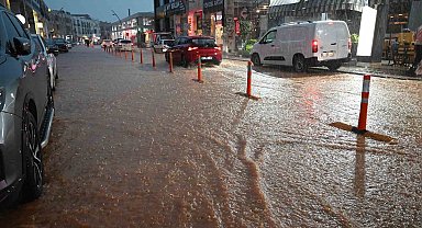 Kemer'de sağanak etkili oldu