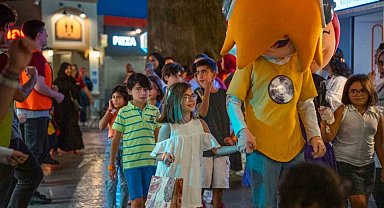 KidZania İstanbul'da, yarıyıl tatil heyecanı 'Karne Partisi' ile başlıyor