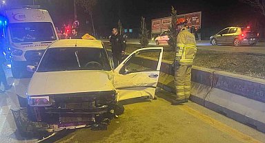 Kırıkkale'de 2 otomobil çarpıştı: 2 yaralı
