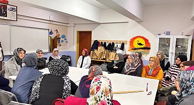 Kırsaldaki kadınlara aile içi iletişim desteği: Uzmanlar ilçe ilçe dolaşıyor