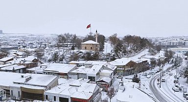 Kırşehir'de kar yağışı sonrası görsel şölen