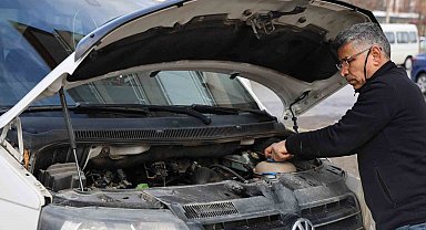 Kırşehir'de oto marketlerde kış ürünlerine talep arttı