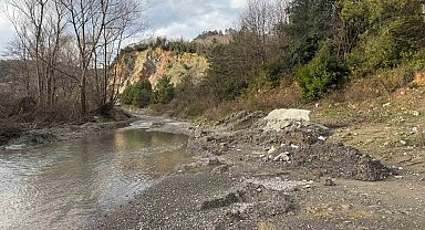 Kıyıcak Mahallesi Kavaklı Sokak'ta çamur isyanı; "Çığlığımızı duyun"