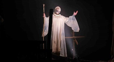 Kocaeli Şehir Tiyatroları, İnegöl Tiyatro Festivali'nde sahne aldı