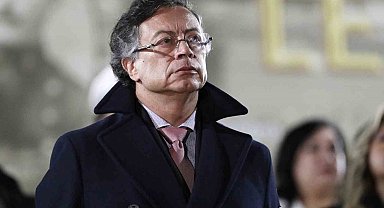 Kolombiya Devlet Başkanı Petro: "Kolombiya'yı savunmak için elime silah almaya hazırım"