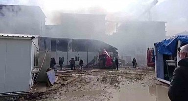 Konteyner yatakhane alevlere teslim oldu