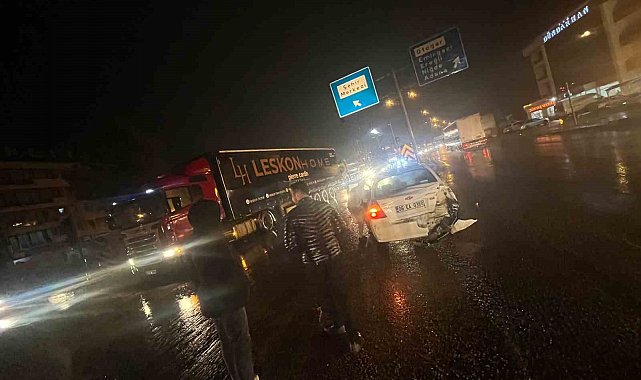 Konya'da tır otomobile çarptı: 2 yaralı