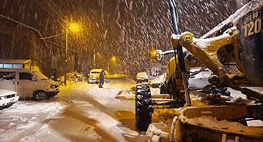 Konya'nın kayak merkezi beyaza boyandı
