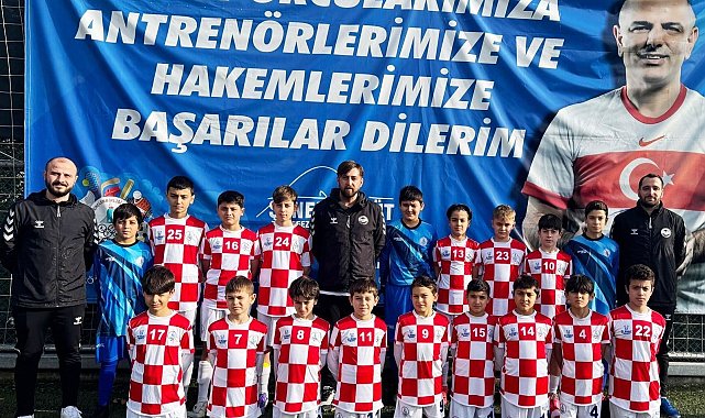 Körfez Gençlerbirliği altyapıda çifte şampiyonluk yaşadı