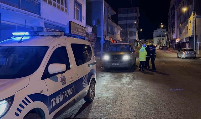 Kulu'da denetimlerde 990 kişi tek tek kontrol edildi