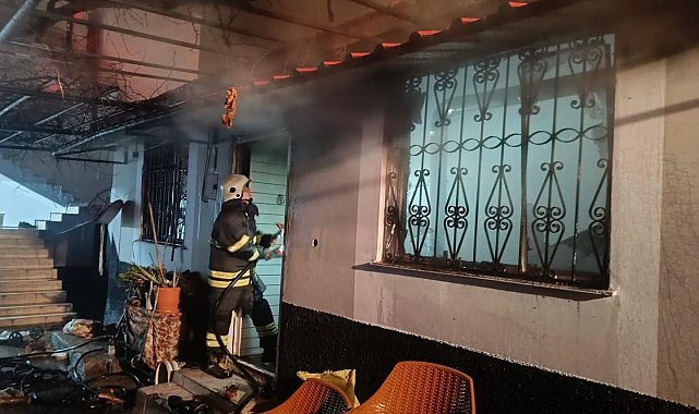 Kumlu'da müstakil ev yangını