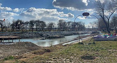 Kuruyan Sakarya Nehri'nin doğduğu nokta da DSİ'nin çalışmaları devam ediyor