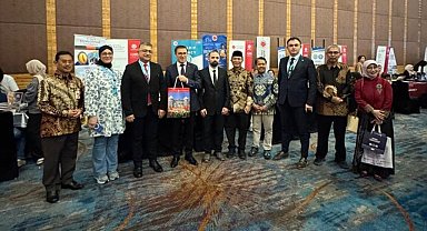 Kütahya Dumlupınar Üniversitesi, Endonezya Türk Üniversiteleri Eğitim Fuarı'nda yerini aldı