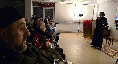 Kütahya'da "Türk Gencinin Kalp Atışı" Şiir Gecesi düzenlendi