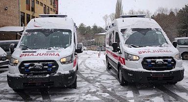 Kütahya'nın acil sağlık filosu güçleniyor, 5 yeni ambulans hizmete alındı