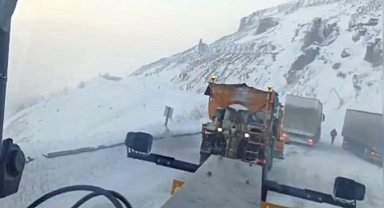 Kutuplar değil, Sahara Geçidi