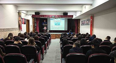 Lise öğrencilerine polisten eğitim