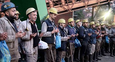 Maden ocağında hayatını kaybeden 8 işçi dualarla anıldı