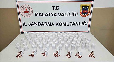 Malatya'da 5 bin 561 adet sentetik ecza hap ele geçirildi