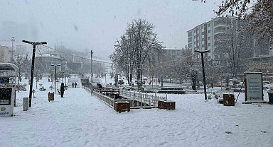 Malatya'da eğitime kar engeli