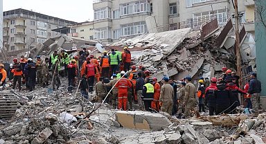 Malatya'da Ergün Apartmanı davasında karar: 7 sanığa hapis, 3'ü tutuklandı