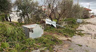 Manavgat'ta hortum üç mahalleyi harabeye çevirdi