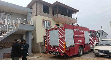 Manavgat'ta sobadan çıkan yangın korkuttu